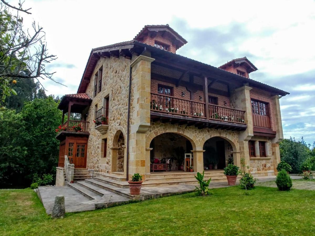 Trisileja En Novales Hotel Luaran gambar